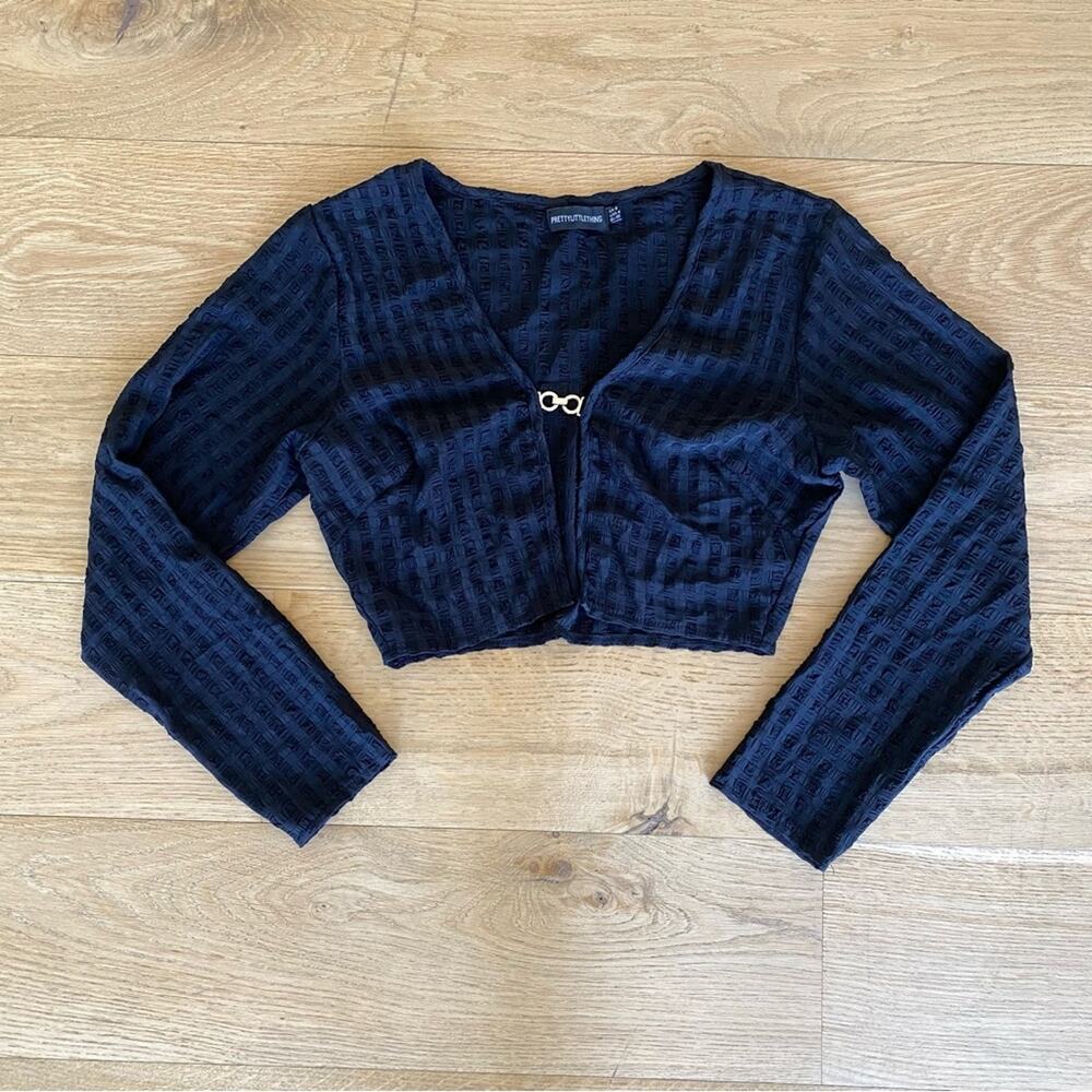 Pretty Little Thing Woven Long Sleeve Open Front Top in Black